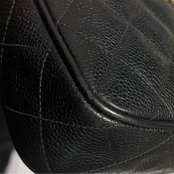 SOLD Vintage Small Chanel Black Caviar Camera Bag - Picture 13 of 16